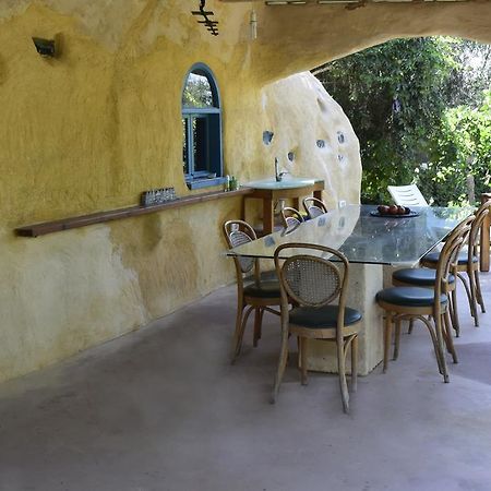Dutch Farm Israel Bed and Breakfast Sede Zevi Exterior foto