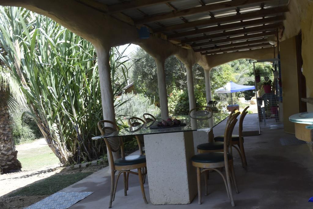 Dutch Farm Israel Bed and Breakfast Sede Zevi Exterior foto